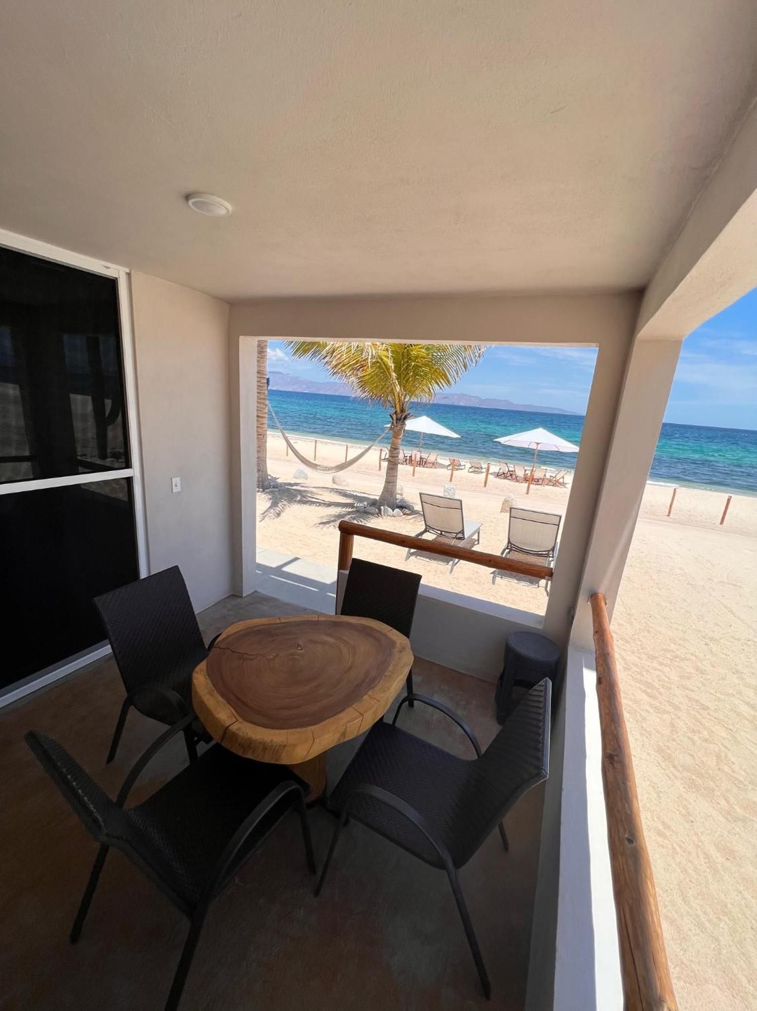 Beach Front Lofts, Ла-Вентана Экстерьер фото