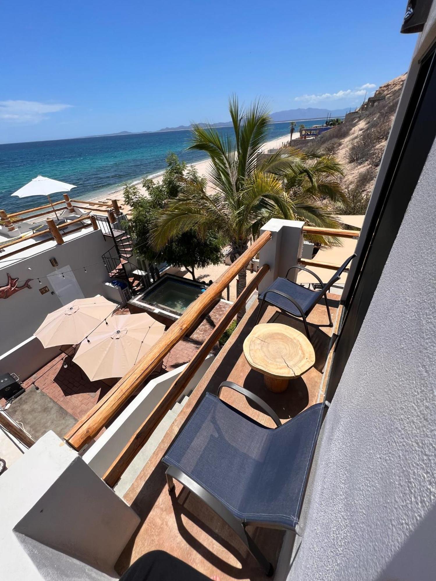 Beach Front Lofts, Ла-Вентана Экстерьер фото